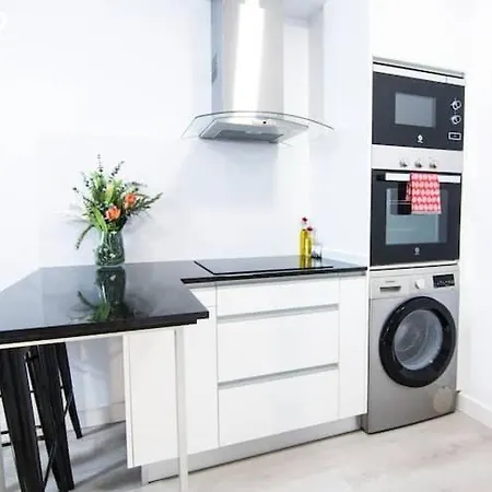 Lägenhet Apartamento Nuevo En Zona Norte Santiago de Compostela